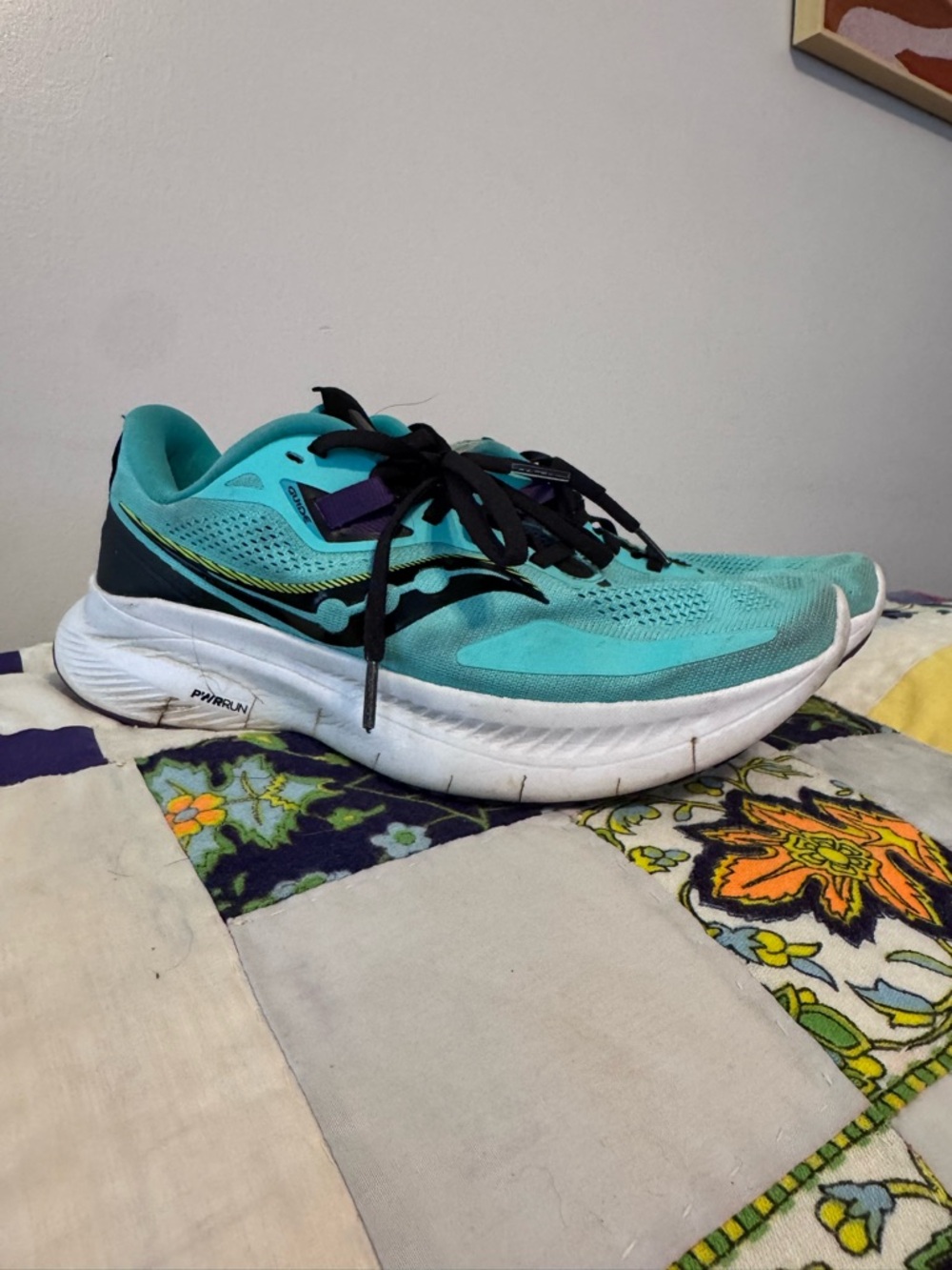 Saucony Guide 15 Running Shoes | Teal & Black | Women’s Size 8